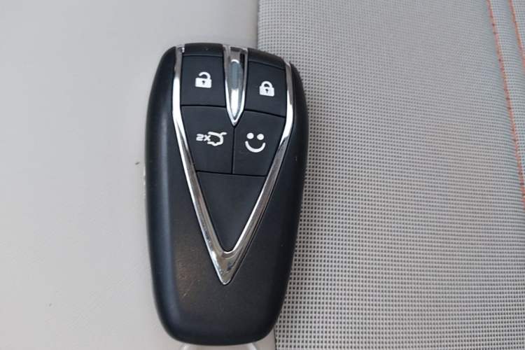 Used CHANGAN NEVO Lumin 2024 301km Orange Wind Edition Vehicle Key