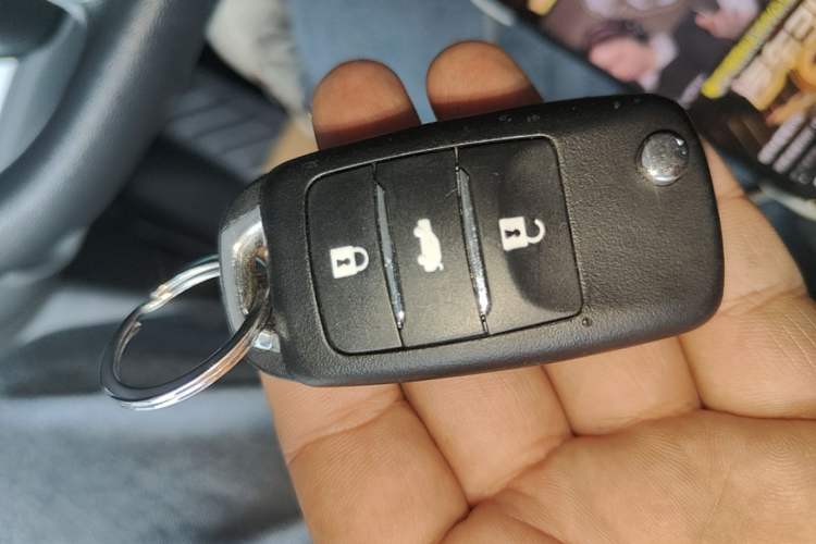 Used CHANGAN NEVO Lumin 2024 205km Orange Wind Edition Vehicle Key
