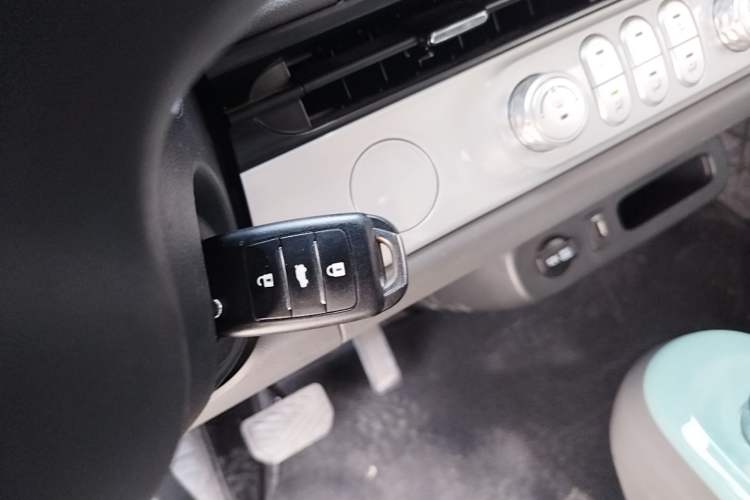 Used CHANGAN NEVO Lumin 2024 130km Qingyue Version Vehicle Key