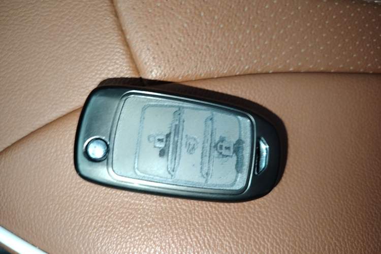 Used CHANGAN NEVO Lumin 2024 301km Launch Edition Vehicle Key