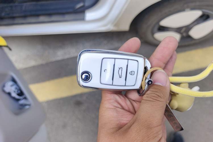 Used CHANGAN NEVO Lumin 2024 130km Qingyue Version Vehicle Key
