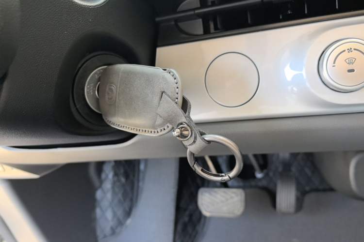 Used CHANGAN NEVO Lumin 2024 130km Qingyue Version Vehicle Key