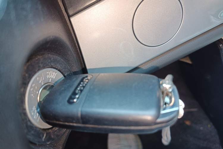 Used CHANGAN NEVO Lumin 2024 205km Orange Wind Edition Vehicle Key