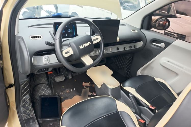 Used CHANGAN NEVO Lumin 2024 205km Launch Edition Center Console