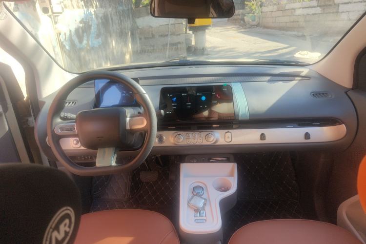 Used CHANGAN NEVO Lumin 2024 205km Launch Edition Center Console
