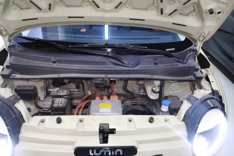 Used CHANGAN NEVO Lumin 2024 205km Launch Edition Engine Bay