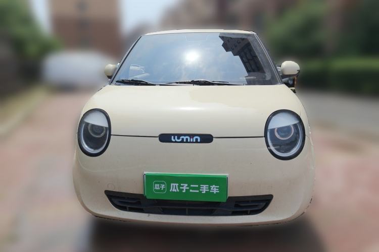 Used CHANGAN NEVO Lumin 2024 205km Orange Wind Edition Front
