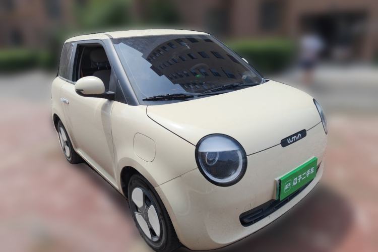 Used CHANGAN NEVO Lumin 2024 205km Orange Wind Edition Front Right 45 Deg