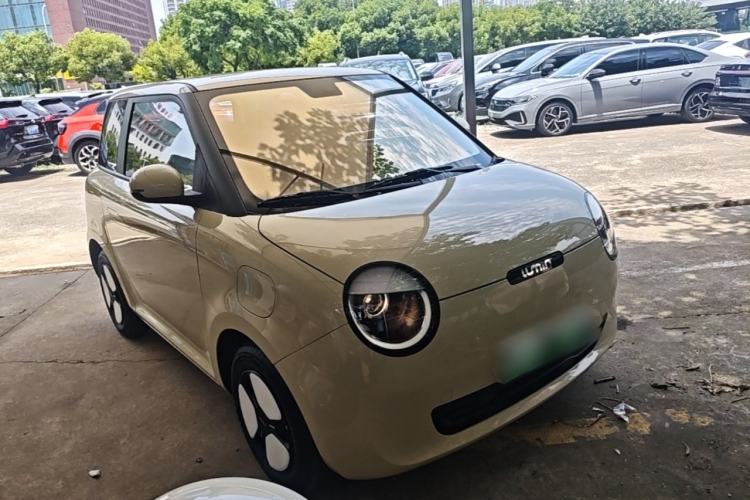 Used CHANGAN NEVO Lumin 2024 205km Orange Wind Edition Front Right 45 Deg