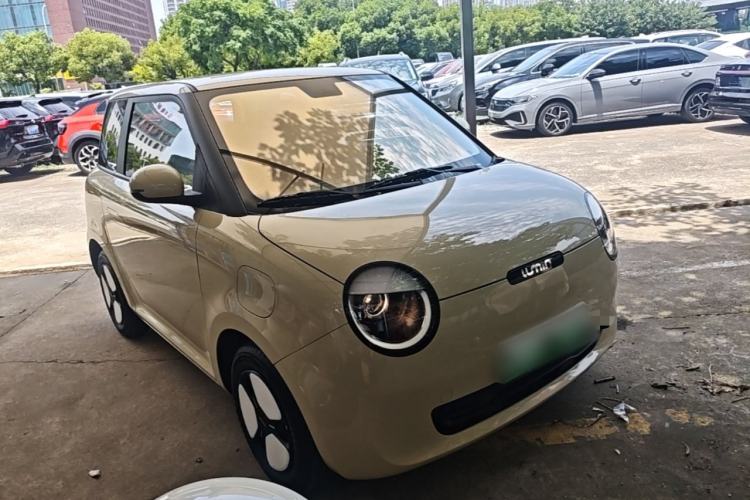 Used CHANGAN NEVO Lumin 2024 205km Orange Wind Edition Front Right 45 Deg