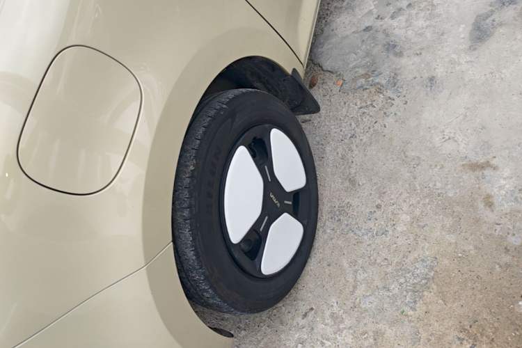 Used CHANGAN NEVO Lumin 2024 205km Launch Edition Left Front Wheel Hub