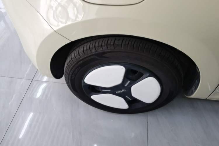 Used CHANGAN NEVO Lumin 2024 130km Qingyue Version Left Front Wheel Hub