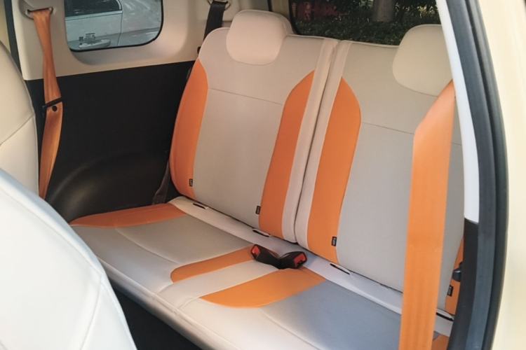 Used CHANGAN NEVO Lumin 2024 205km Orange Wind Edition Left Rear Seat