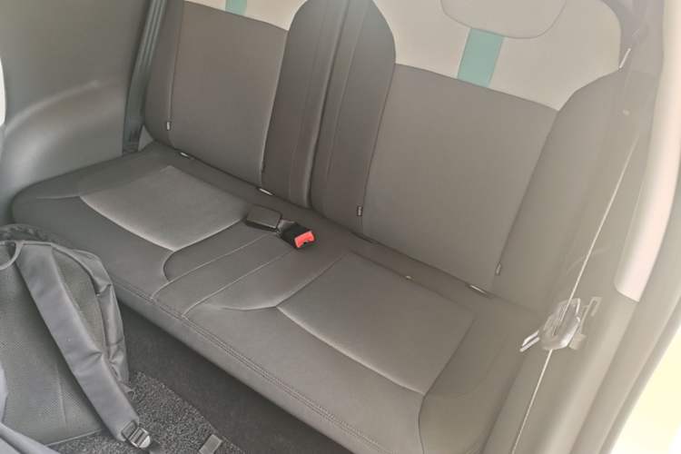 Used CHANGAN NEVO Lumin 2024 205km Orange Wind Edition Left Rear Seat