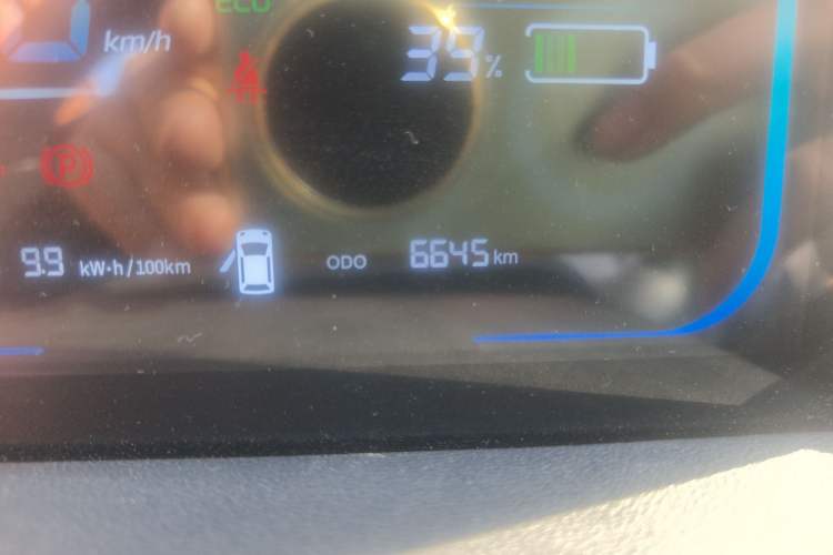 Used CHANGAN NEVO Lumin 2024 205km Launch Edition Odometer Close Up