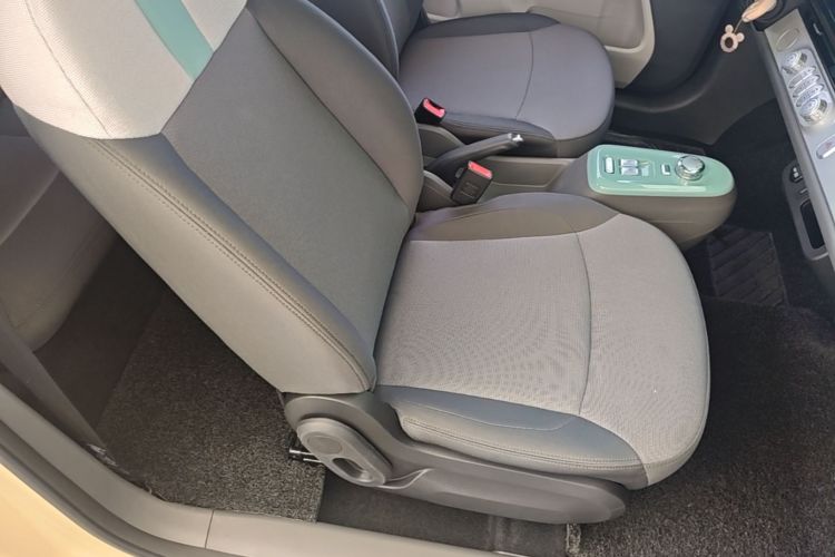 Used CHANGAN NEVO Lumin 2024 205km Orange Wind Edition Right Front Seat