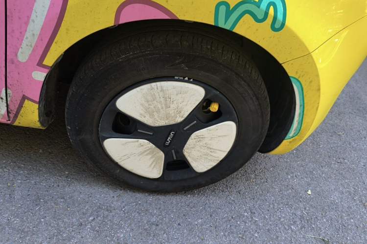 Used CHANGAN NEVO Lumin 2024 301km Orange Wind Edition Right Front Wheel Hub