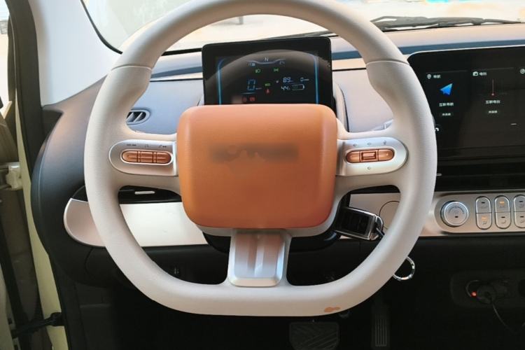Used CHANGAN NEVO Lumin 2024 205km Orange Wind Edition Steering Wheel