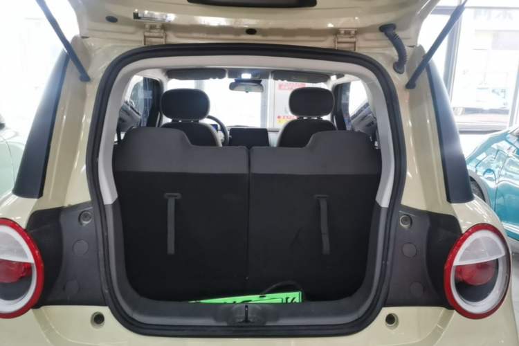 Used CHANGAN NEVO Lumin 2024 130km Qingyue Version Trunk