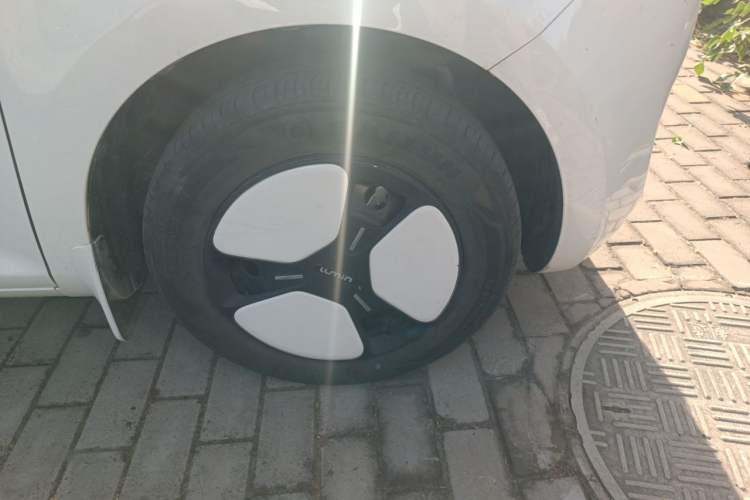 Used CHANGAN NEVO Lumin 2025 301km Honey Dew Edition Right Front Wheel Hub