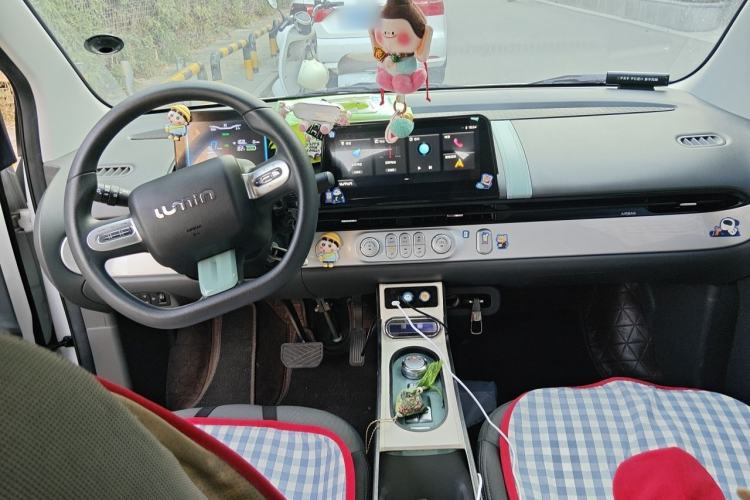Used CHANGAN NEVO Lumin 2025 205km Refreshing Edition Center Console