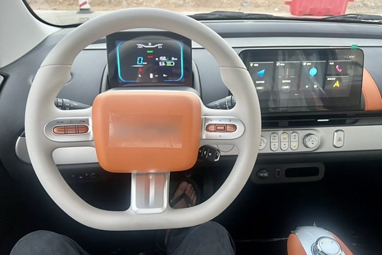 Used CHANGAN NEVO Lumin 2025 301km Honey Dew Edition Gear Lever