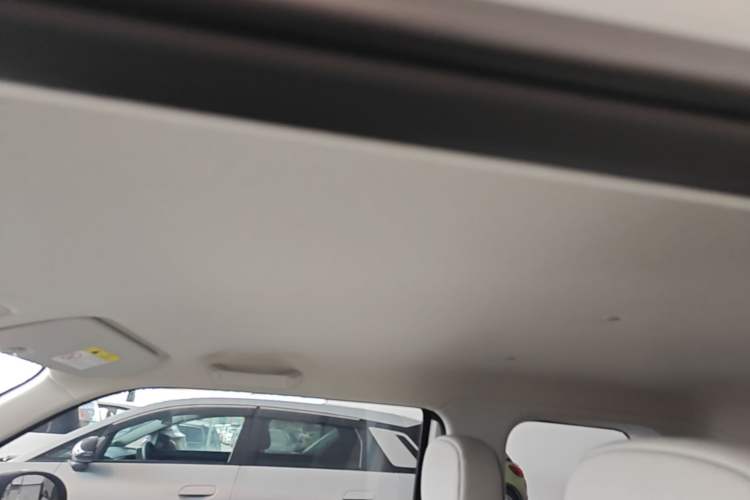 Used CHANGAN NEVO Lumin 2025 205 km Xiangqin Version Headliner