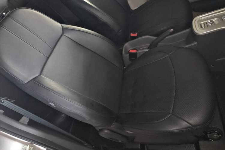 Used CHANGAN NEVO Lumin 2025 205km Refreshing Edition Right Front Seat