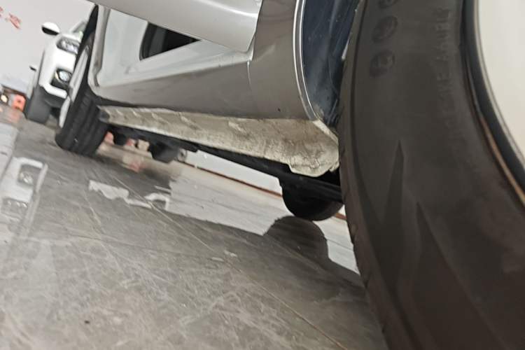 Used CHANGAN NEVO Lumin 2025 205 km Xiangqin Version Right Side Sill
