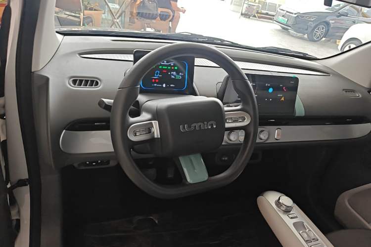 Used CHANGAN NEVO Lumin 2025 205 km Xiangqin Version Steering Wheel