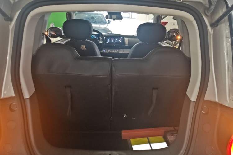 Used CHANGAN NEVO Lumin 2025 205km Refreshing Edition Trunk