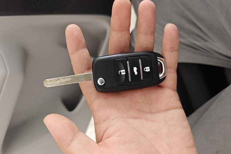 Used CHANGAN NEVO Lumin 2025 205 km Xiangqin Version Vehicle Key