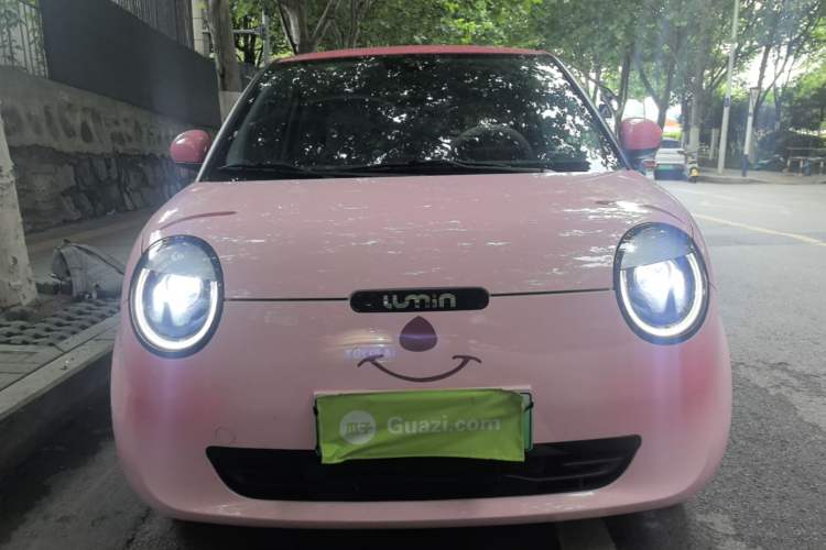 Used CHANGAN NEVO Lumin 2025 205 km Xiangqin Version Front