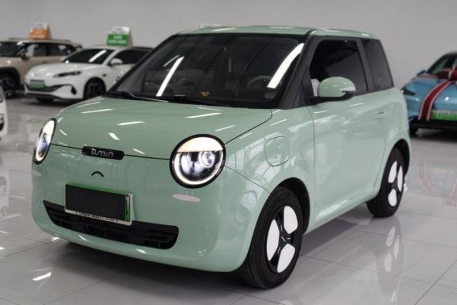 Used CHANGAN NEVO Lumin 2025 205 km Xiangqin Version