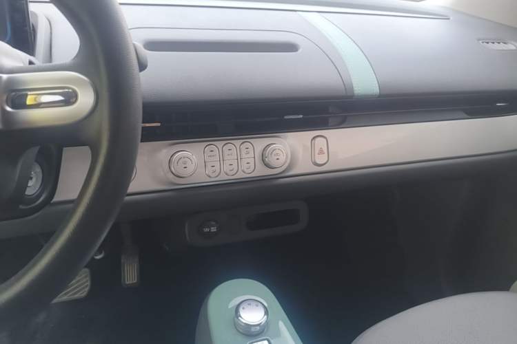 Used CHANGAN NEVO Lumin 2025 205km Refreshing Edition Audio And AC Panel