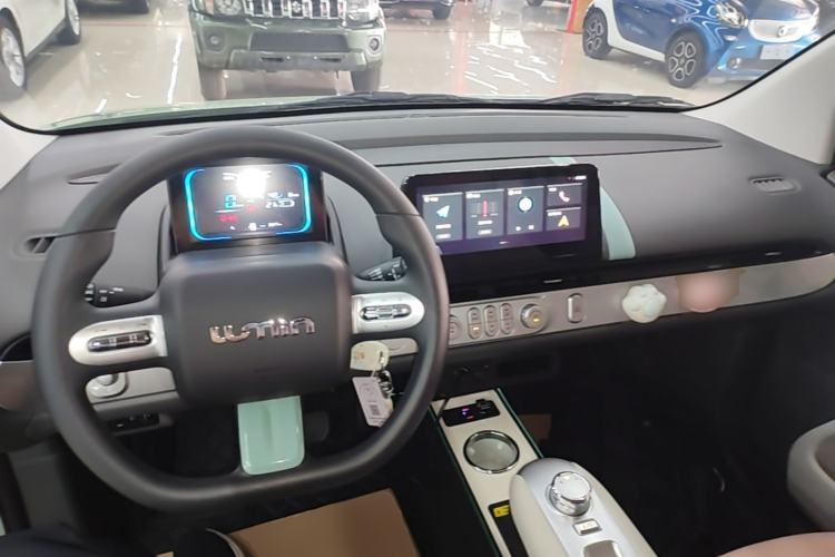 Used CHANGAN NEVO Lumin 2025 205 km Xiangqin Version Center Console