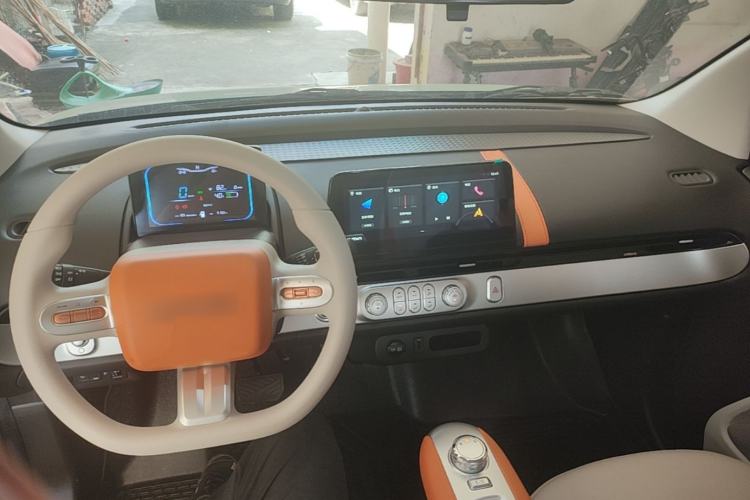 Used CHANGAN NEVO Lumin 2025 205 km Xiangqin Version Center Console