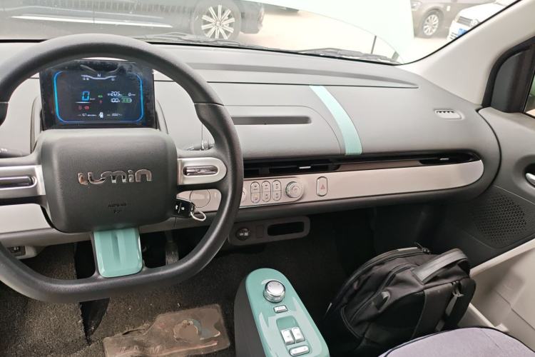 Used CHANGAN NEVO Lumin 2025 205km Refreshing Edition Center Console