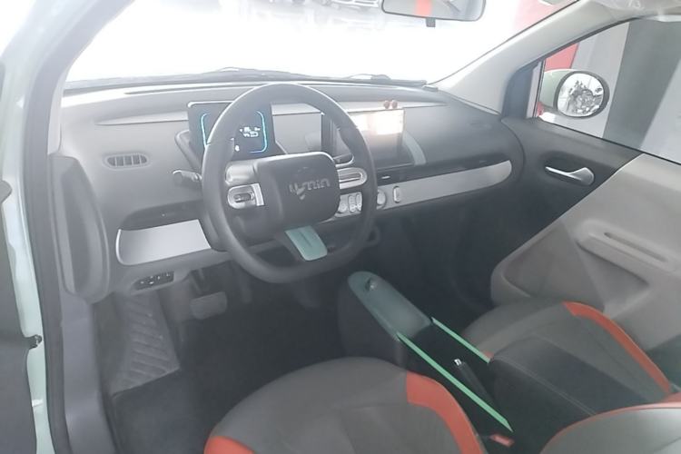 Used CHANGAN NEVO Lumin 2025 205km Refreshing Edition Center Console