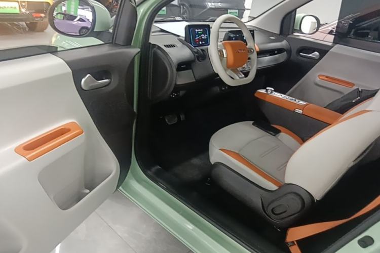 Used CHANGAN NEVO Lumin 2025 301km Honey Dew Edition Driver Seat