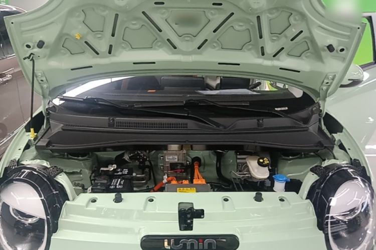 Used CHANGAN NEVO Lumin 2025 301km Honey Dew Edition Engine Bay