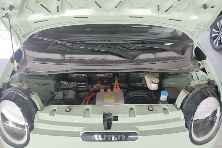Used CHANGAN NEVO Lumin 2025 205km Refreshing Edition Engine Bay