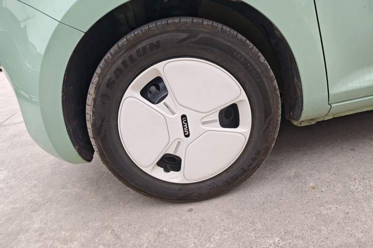 Used CHANGAN NEVO Lumin 2025 205km Refreshing Edition Exterior 4