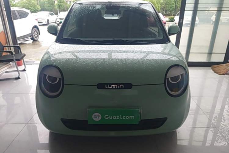 Used CHANGAN NEVO Lumin 2025 205 km Xiangqin Version Front