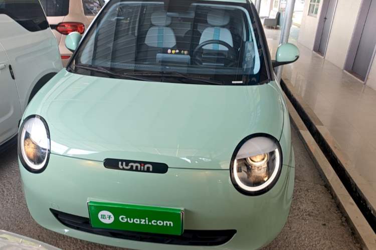 Used CHANGAN NEVO Lumin 2025 205 km Xiangqin Version Front