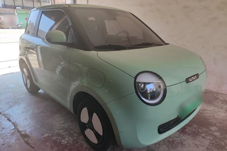 Used CHANGAN NEVO Lumin 2025 205 km Xiangqin Version Front Right 45 Deg