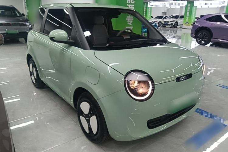 Used CHANGAN NEVO Lumin 2025 301km Honey Dew Edition Front Right 45 Deg