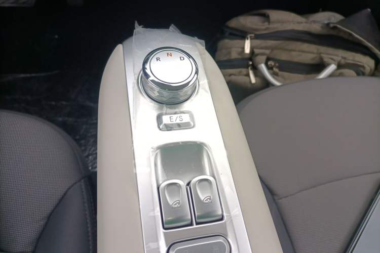Used CHANGAN NEVO Lumin 2025 205 km Xiangqin Version Gear Lever