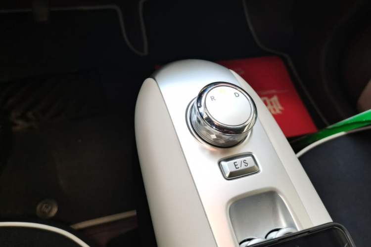 Used CHANGAN NEVO Lumin 2025 205 km Xiangqin Version Gear Lever