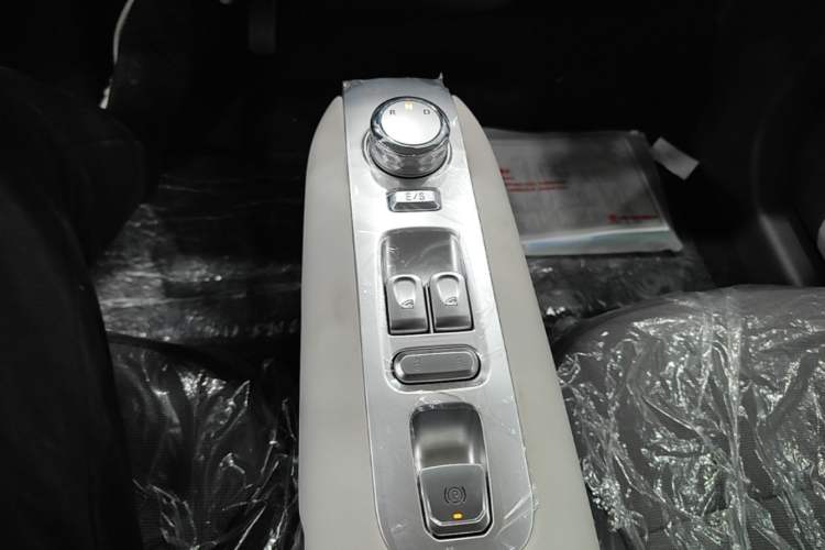 Used CHANGAN NEVO Lumin 2025 205 km Xiangqin Version Gear Lever